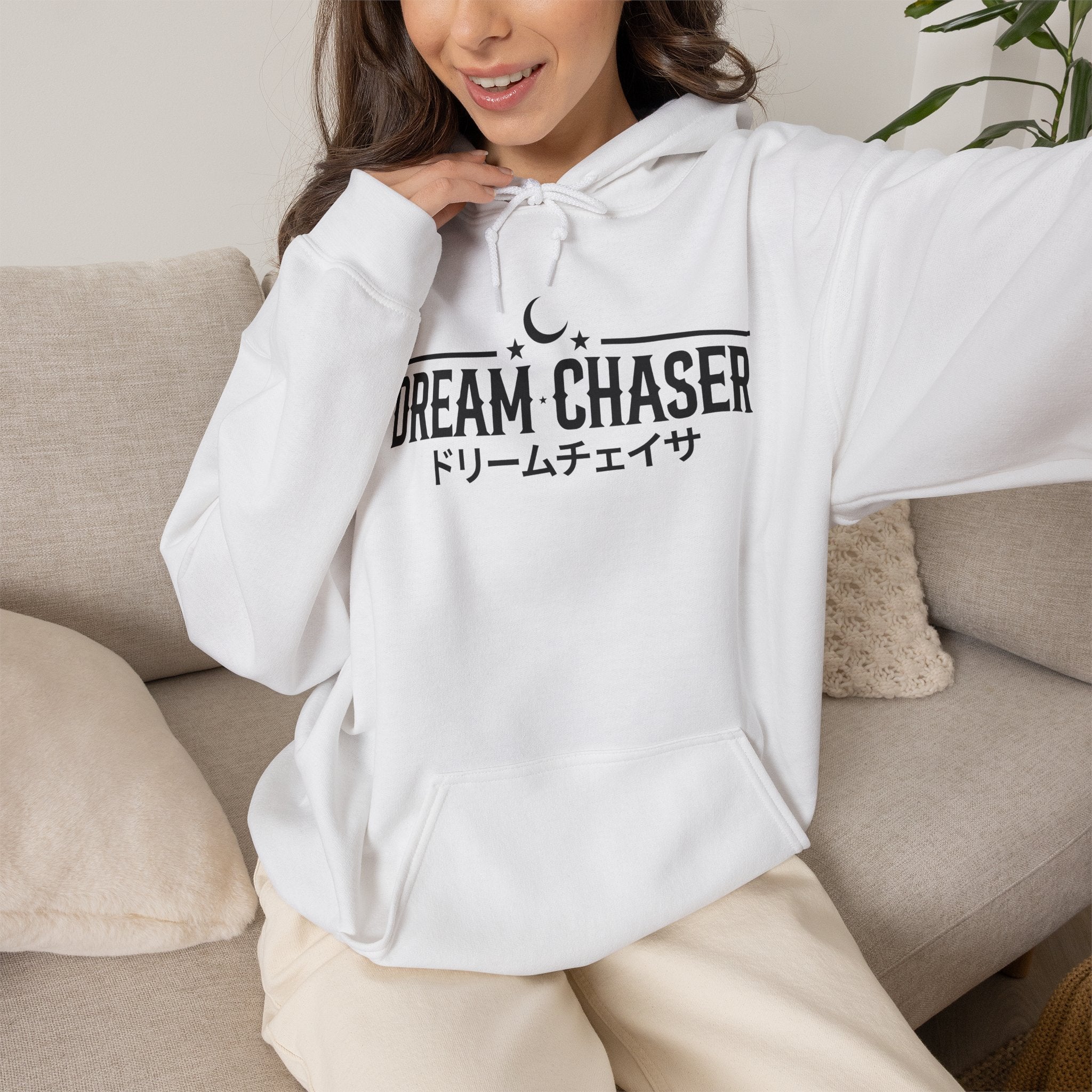 Dream Chaser Hoodie | Minimal Moon Graphic with Japanese Text